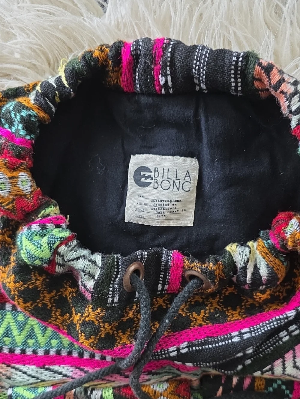 Boho Embroidered Drawstring Backpack - Multicolor - Picture 3 of 4